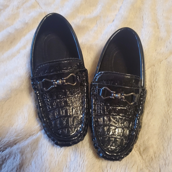 Dress shoes for kids/ toddler size 26 size 7 bkack - Picture 2 of 7